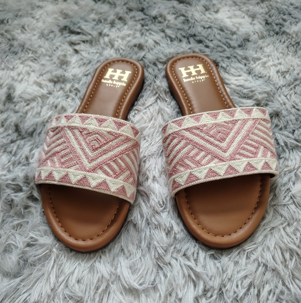 *NWOT* Haute Hippie Women's Size 7.5 Pink White Tan Slip-on Sandals Knit Design - Picture 2 of 12